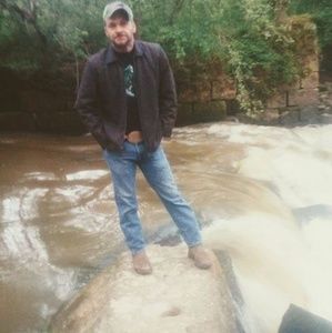 Meet your Posher, Bryon